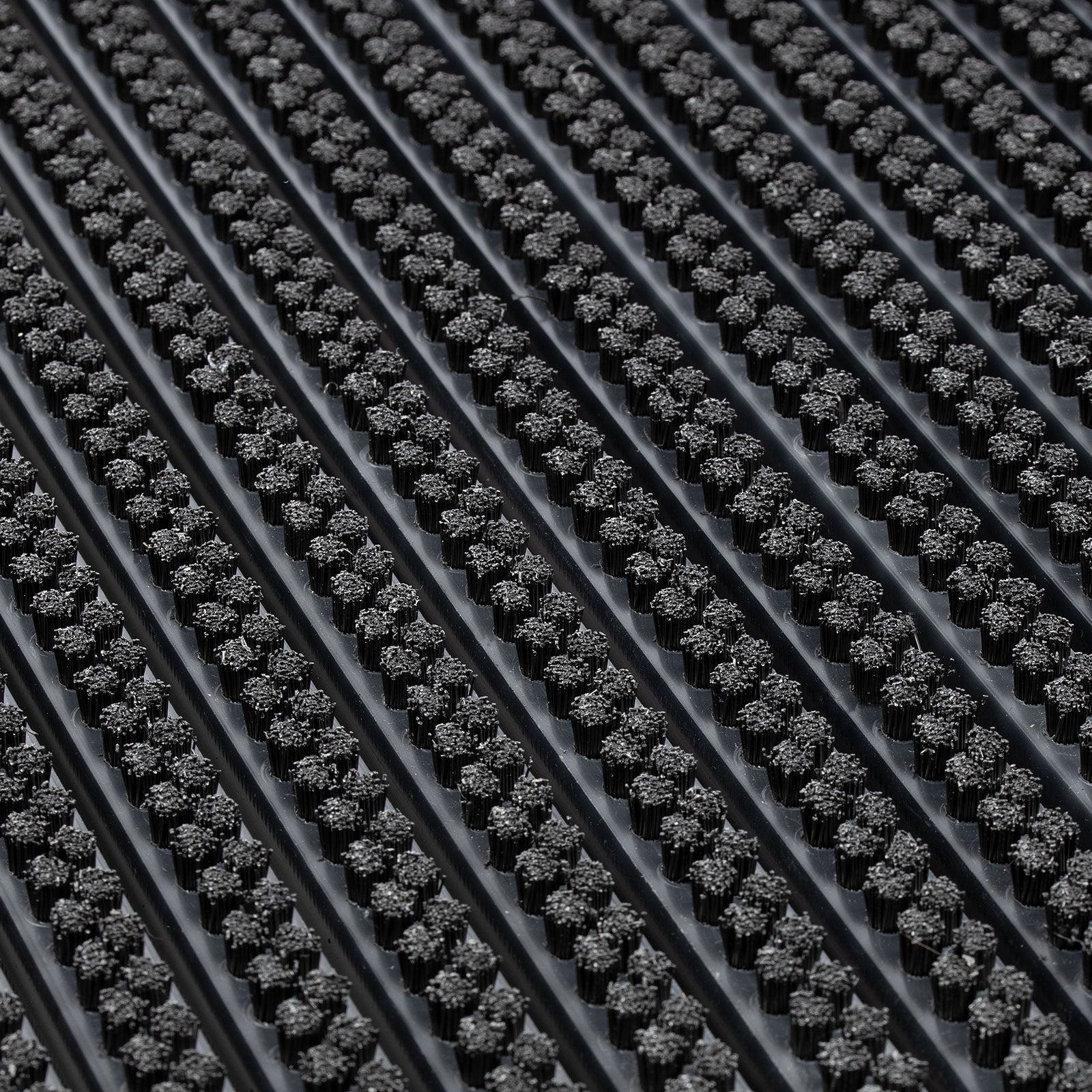 F3_Zwart