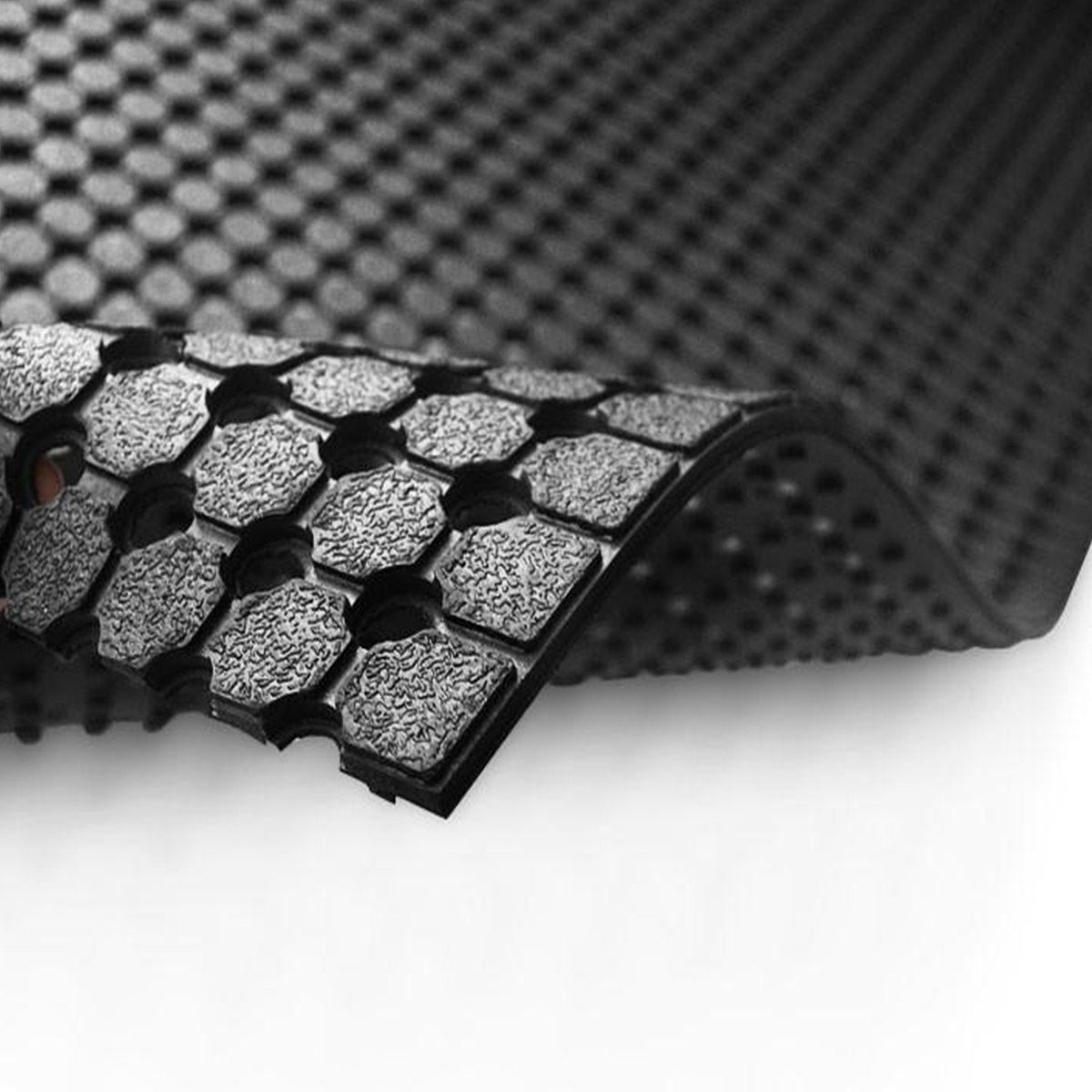 ✂ Antislip-rubber loper voor natte ruimtes | Poolrunner | op maat