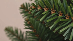 Kunstkerstboom | Evergreen | Dichte sparrenlook met metalen standaard | 150–240 cm