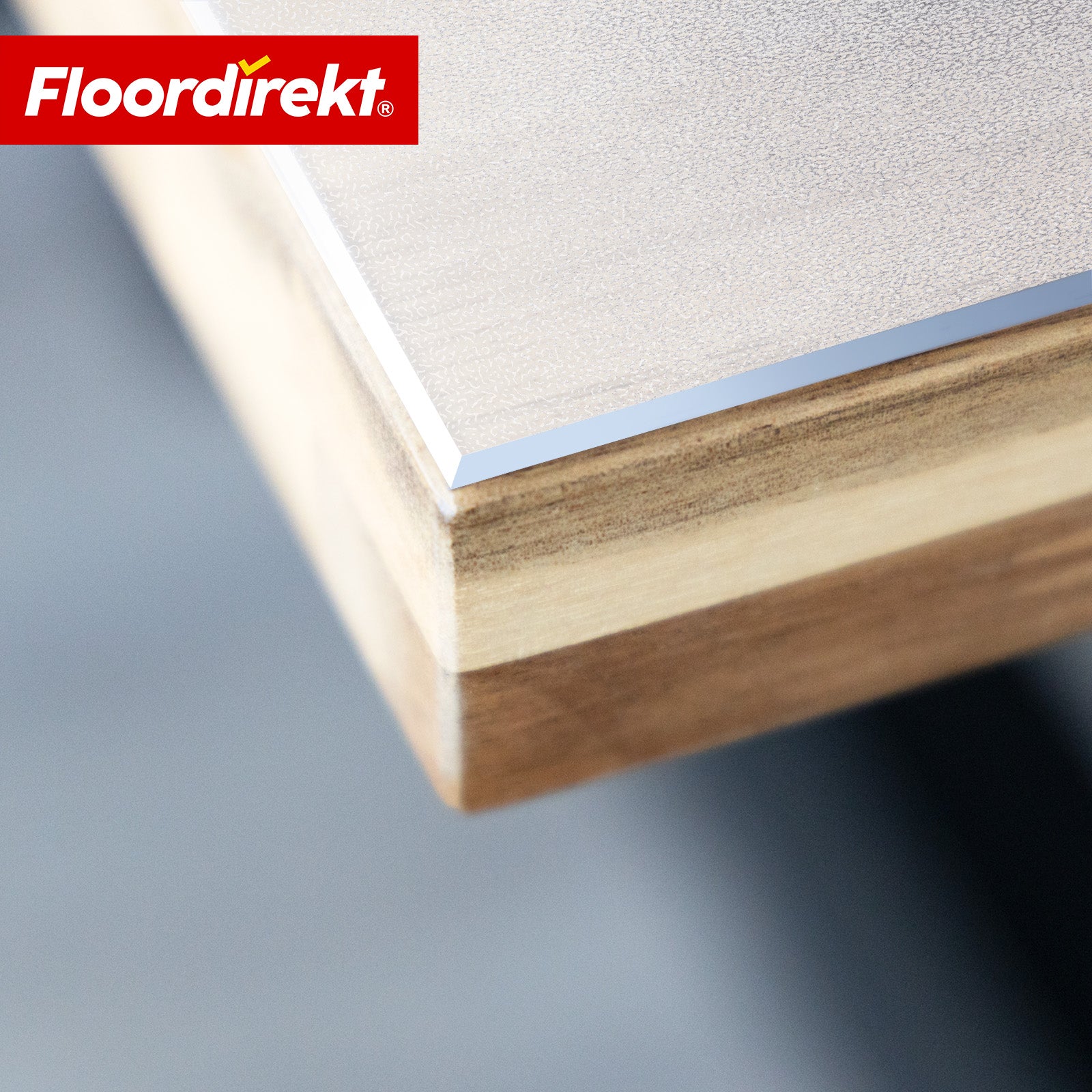 Tafelfolie | Neo Milky | Halftransparante tafeldbeschermfolie in melkachtig wit op maat met afgeschuinde rand